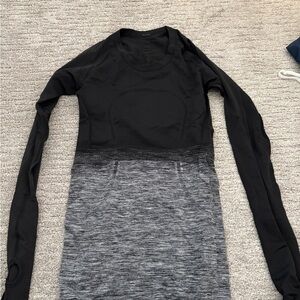 Lululemon Ombré Longsleeve Size 4